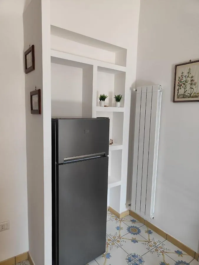 The House Of The Sunbeam Apartment Naples